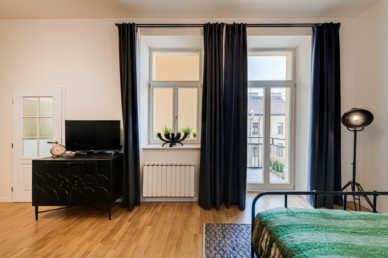 My Prague Apartments Stepanska Buitenkant foto